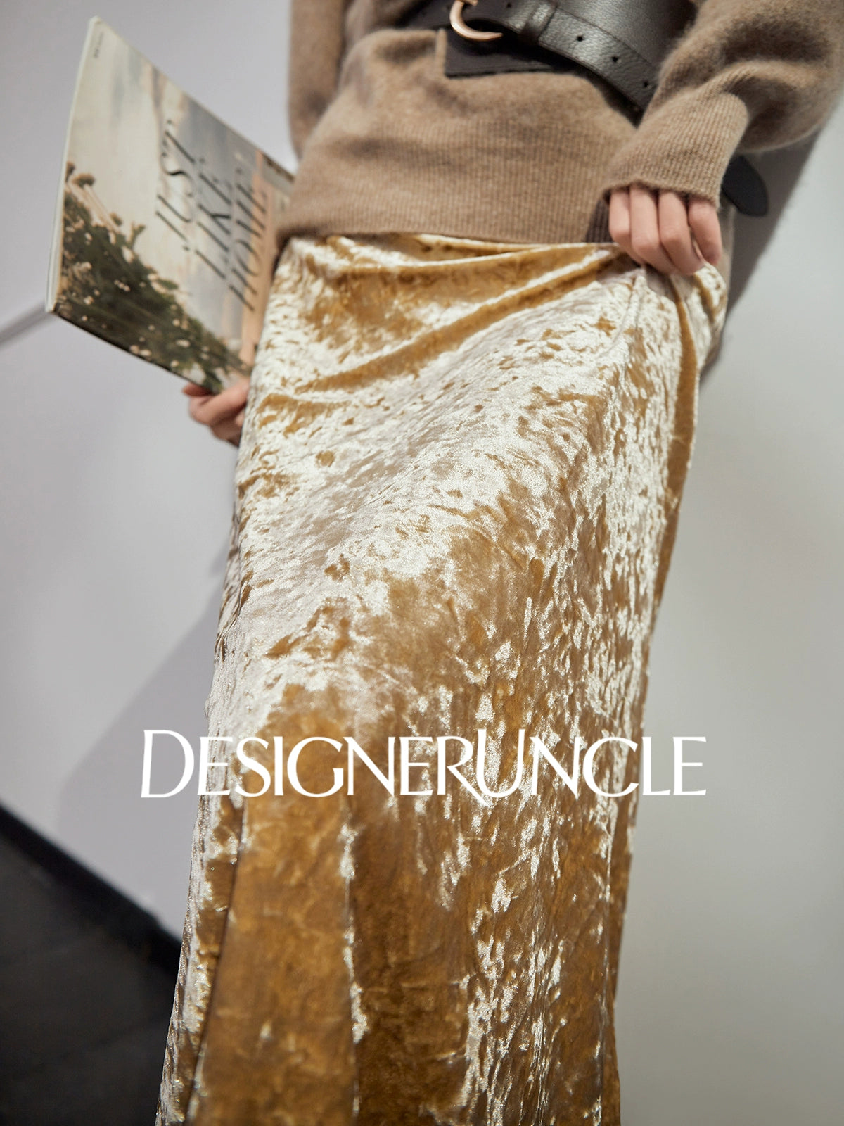 DGU "Mu Jin" khaki new retro velvet high-end slimming skirt - STOP.