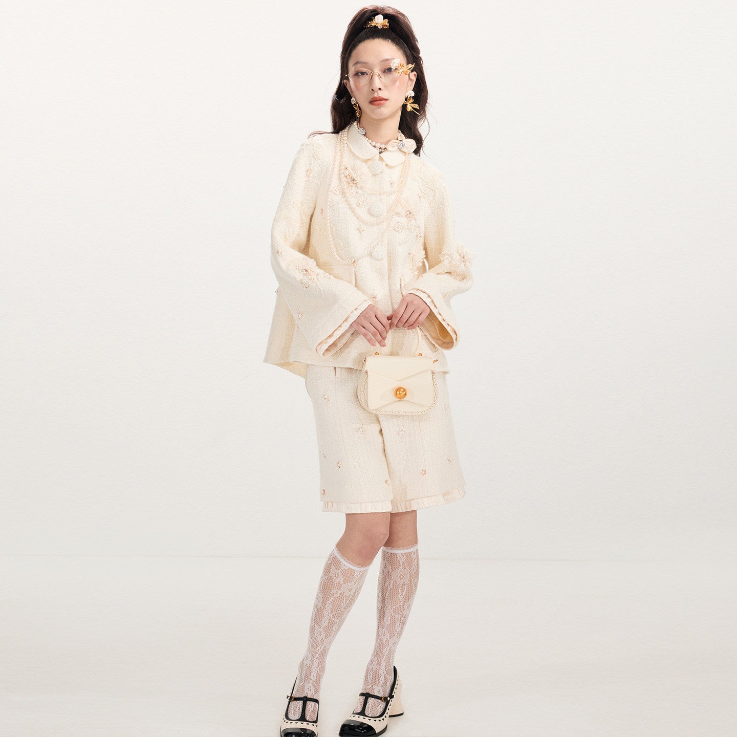 FAME Flower Beaded Embroidered Pearl Embellished Tweed Shorts Slacks - ALARIC.