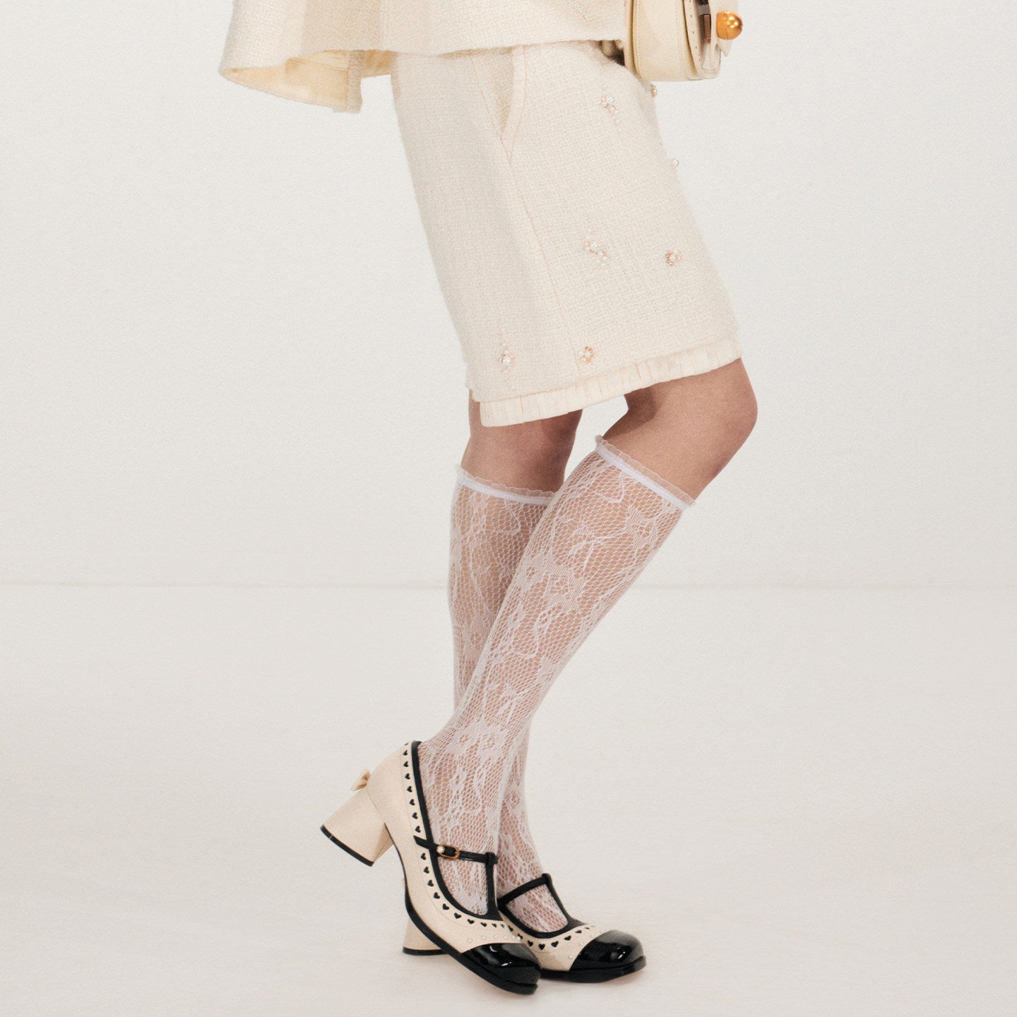 FAME Flower Beaded Embroidered Pearl Embellished Tweed Shorts Slacks - ALARIC.