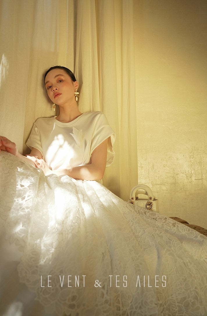 LE VENT&TES AILES  handmade Lush 100 cotton 3d flower short-sleeved top-Lyra