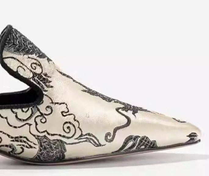 B-FEI Chinese dragon pattern embroidered kitten heel mules-JOER.