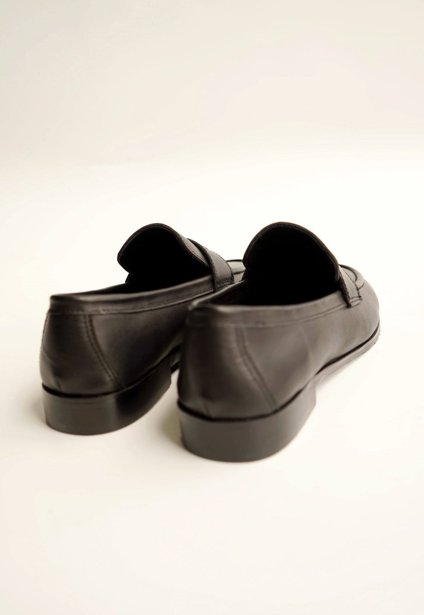 B-FEI classic black leather round-toe shoes-TENNY.