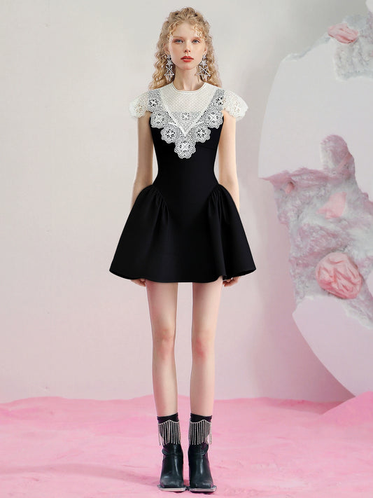 CHECOCRE Stubble Hepburn style design French waist lace spliced little black dress - LOVE.