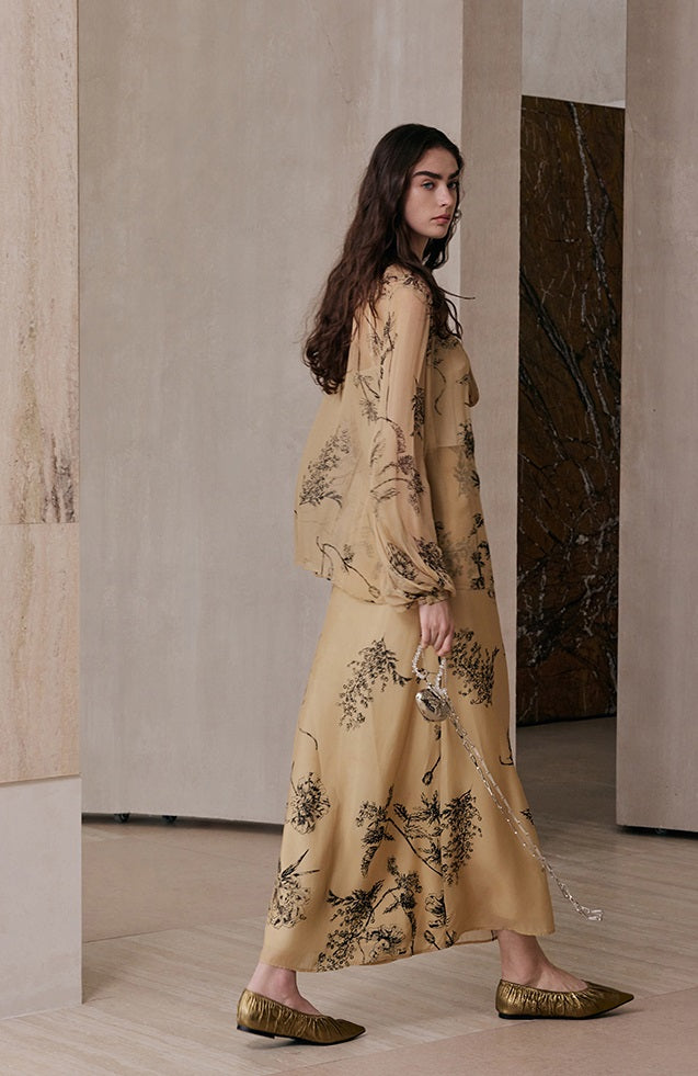 M essential Wise & Elegant Relaxed Resort Silk Flowing Streamer Print Skirt-SELVARA.