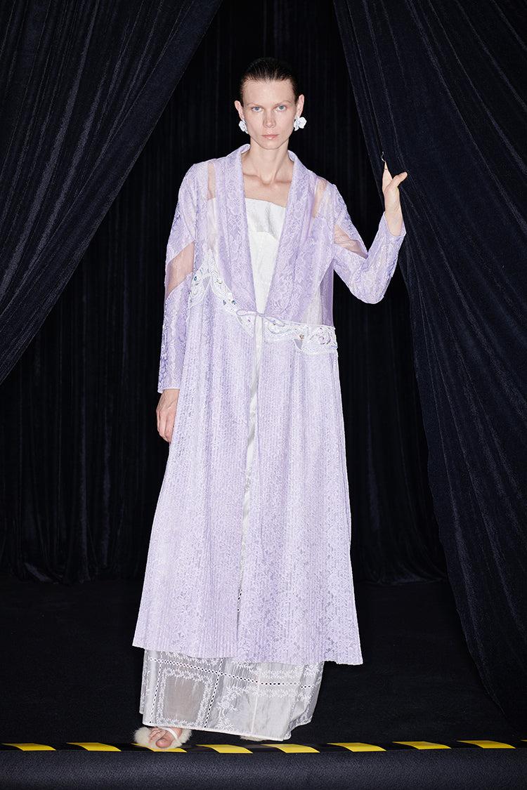 M essential Mackay designer label taro lace paneled pleated embroidery robe - HELEN.