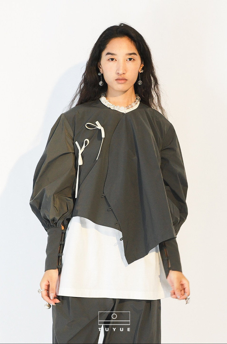 TUYUE Buckle Grey Puff Sleeve Lace-up Crew Neck Top - GRACIE.