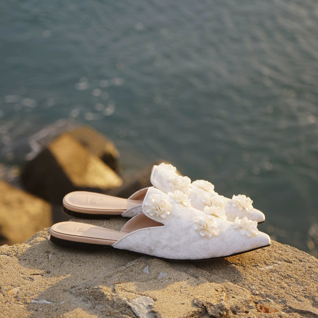 B-FEI elegant casual mules with pointed toe -MARX.