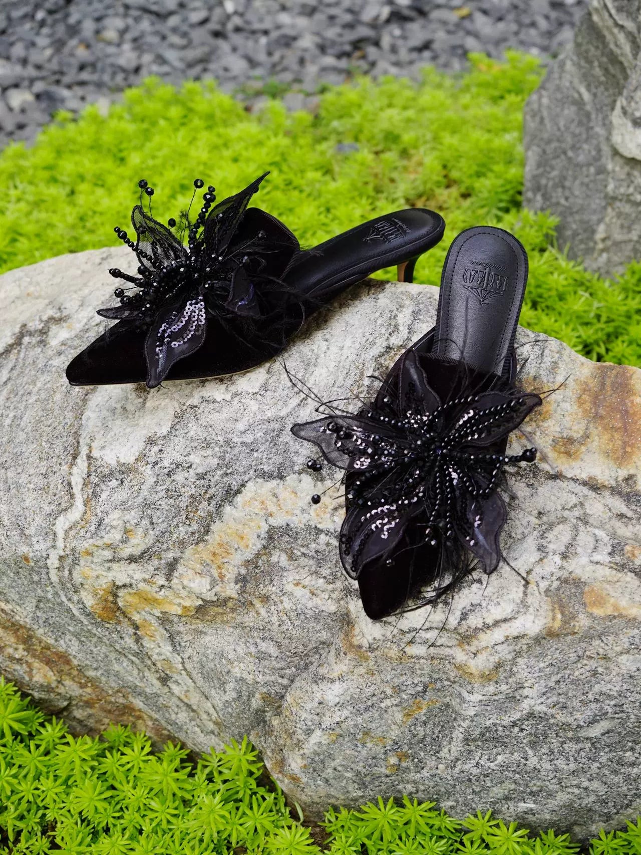 B-FEI kitten heeled niche beaded flower decoration mules-NEULO.