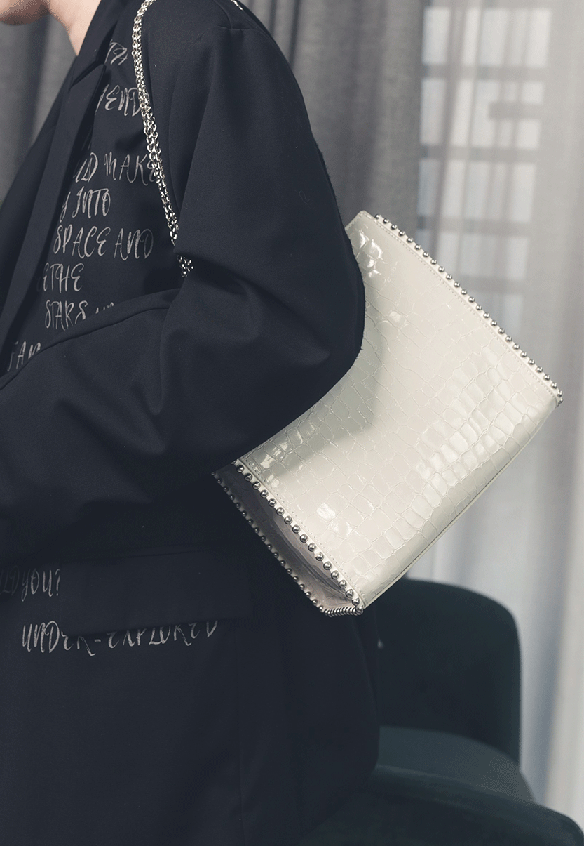 IUBALLET Metallic Textured Leather Cross Body Bag  - PRIEST.