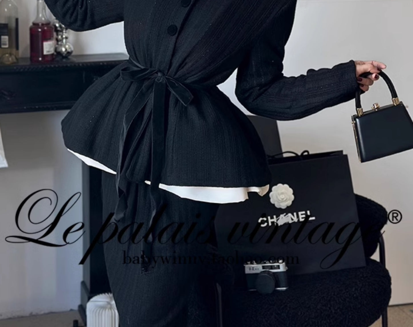 Le Palais Vintage Elegant Black and White Round Neck Cardigan High Waist Pencil Office Skirt-Ivy