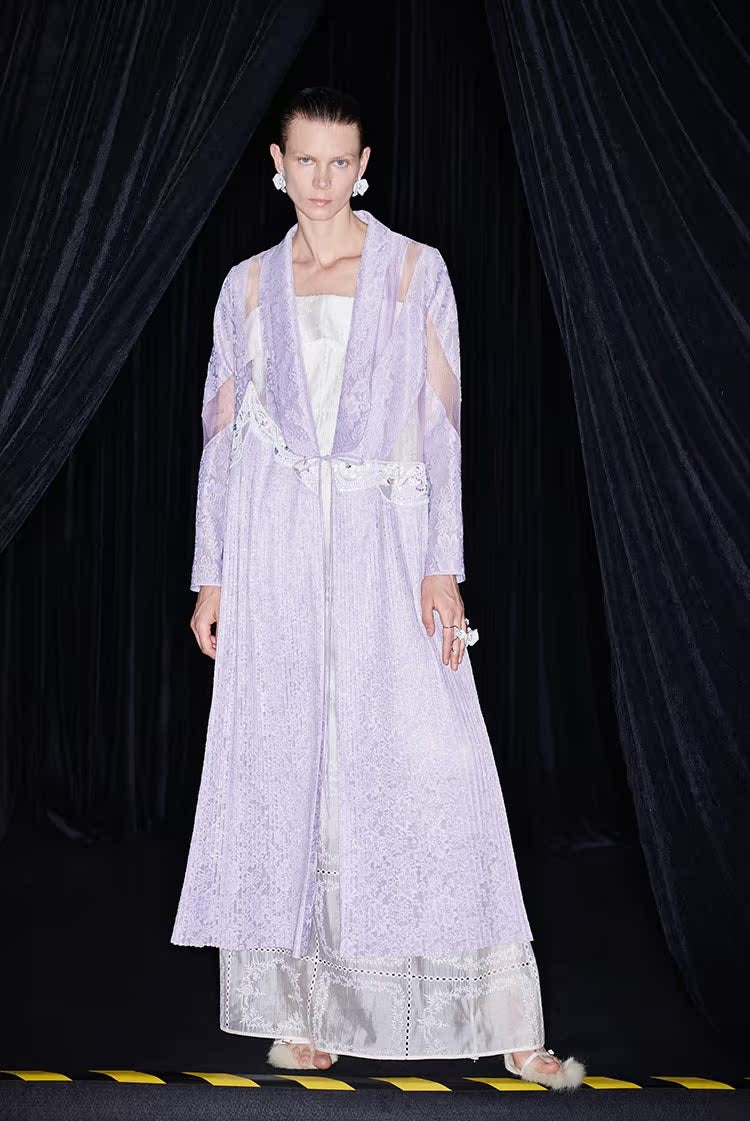 M essential Mackay designer label taro lace paneled pleated embroidery robe - HELEN.