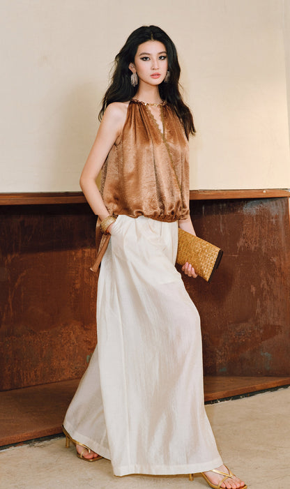 WANGXO|Lace-Trimmed Metal Chain Halterneck V-Neck Pleated Top with Delicate Texture -AYRA