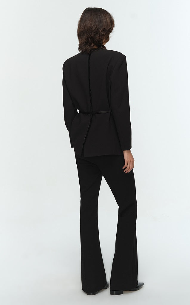 COMME MOI Lu Yan designer's new women's classic black slim acetic bell bottoms - GREAT.