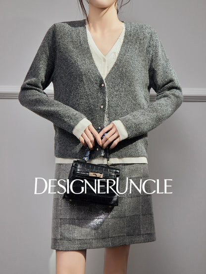 DGU| Gray sweater light luxury niche design V-neck fashion design knitted top - Roberta.
