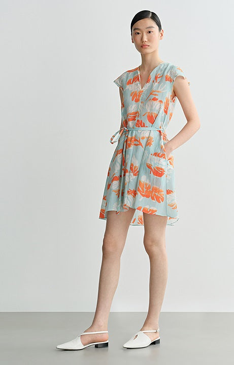 COMME MOI Lv Yan Designer Summer Vacation Print V-Neck Cropped Dress - MIA.