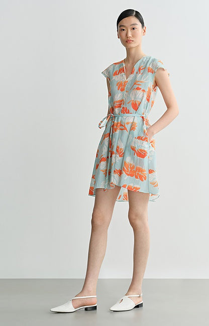 COMME MOI Lv Yan Designer Summer Vacation Print V-Neck Cropped Dress - MIA.