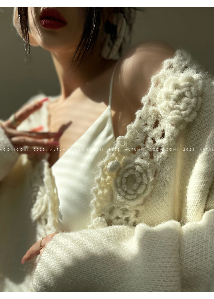 Aconiconi Luxury Loose V-Neck Long Sleeve Crochet Sweater - Camellia in the Fields