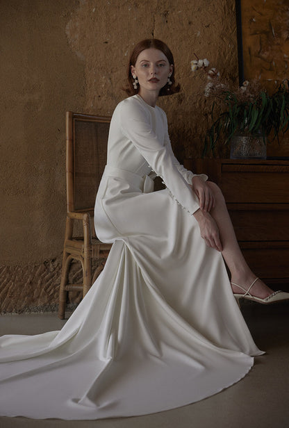 GOUDIN white trailing long-sleeved backless ceremony dress - SEA.
