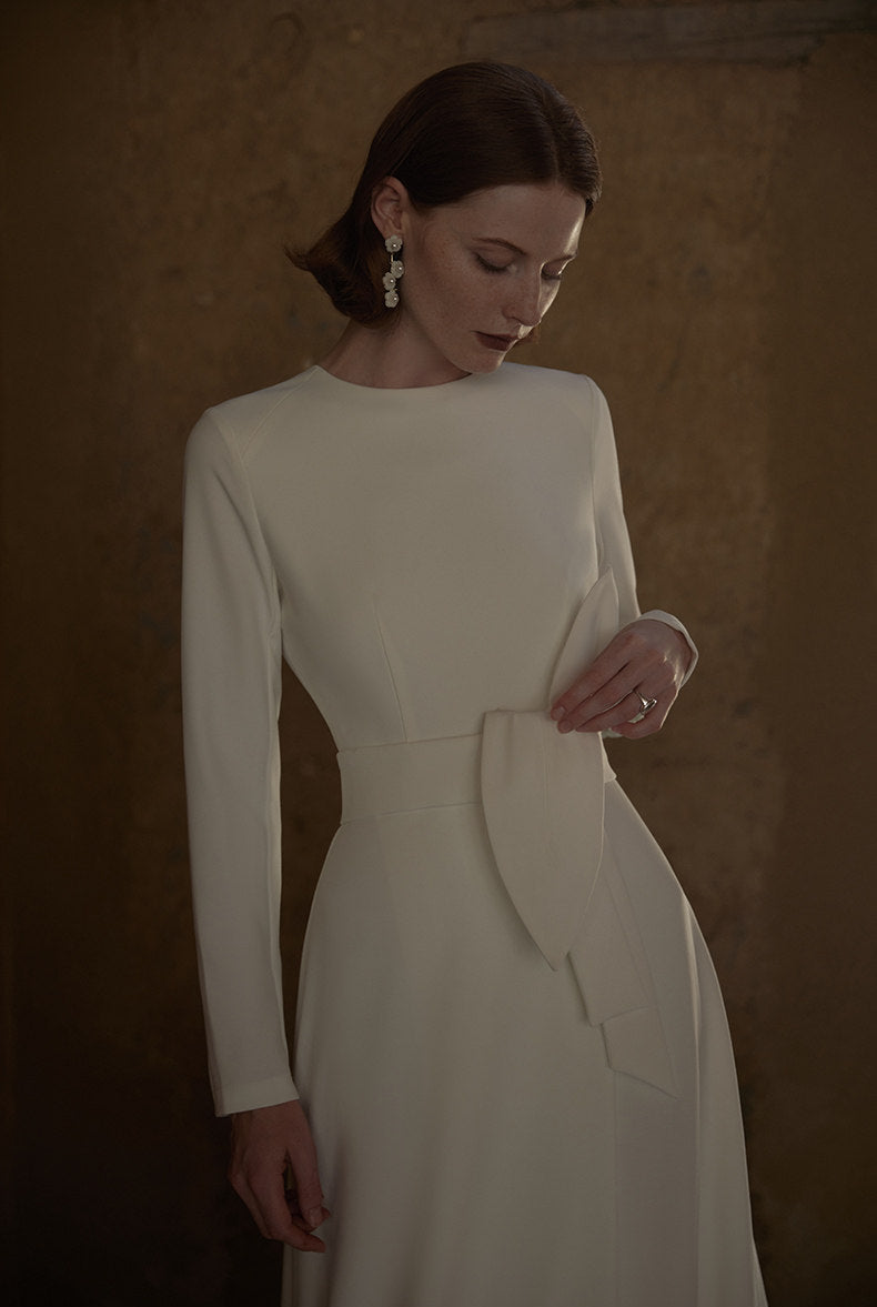 GOUDIN white trailing long-sleeved backless ceremony dress - SEA.