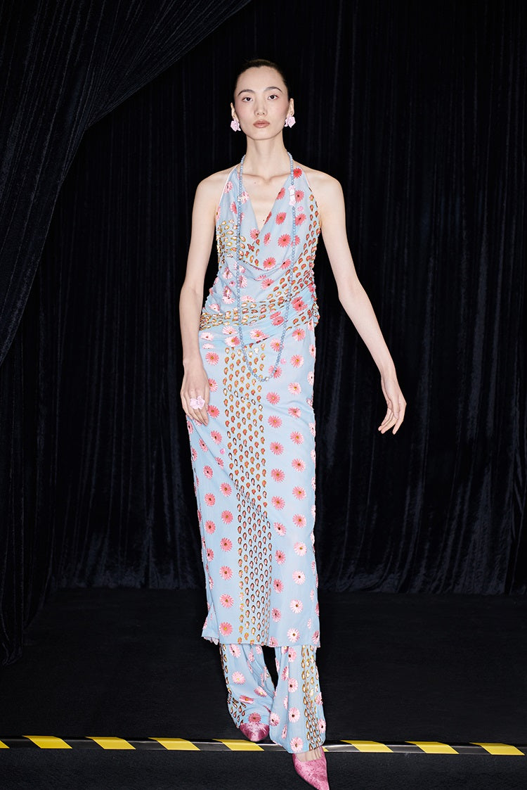 M essential Ma Kai designer Qu Kun burnt flower velvet nail beads open back dress - ALPHA.