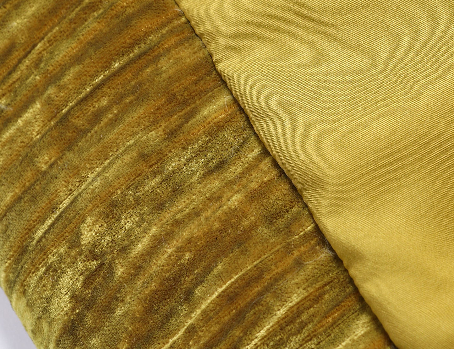 WANGXO |Pleated Velvet Jacket with Stand-Up Collar and Belt-ESMA.