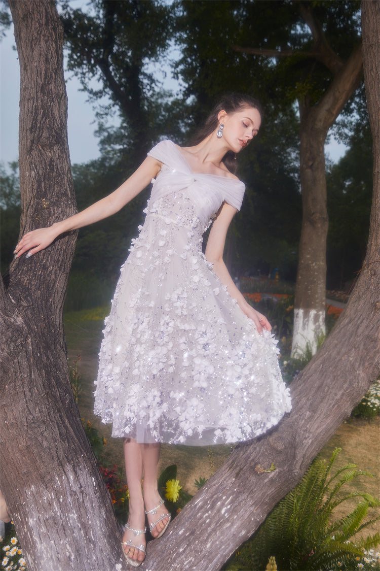 Spot Wardrobes by Chen Elegant White Embroidered applique  wedding Dress-Swiss