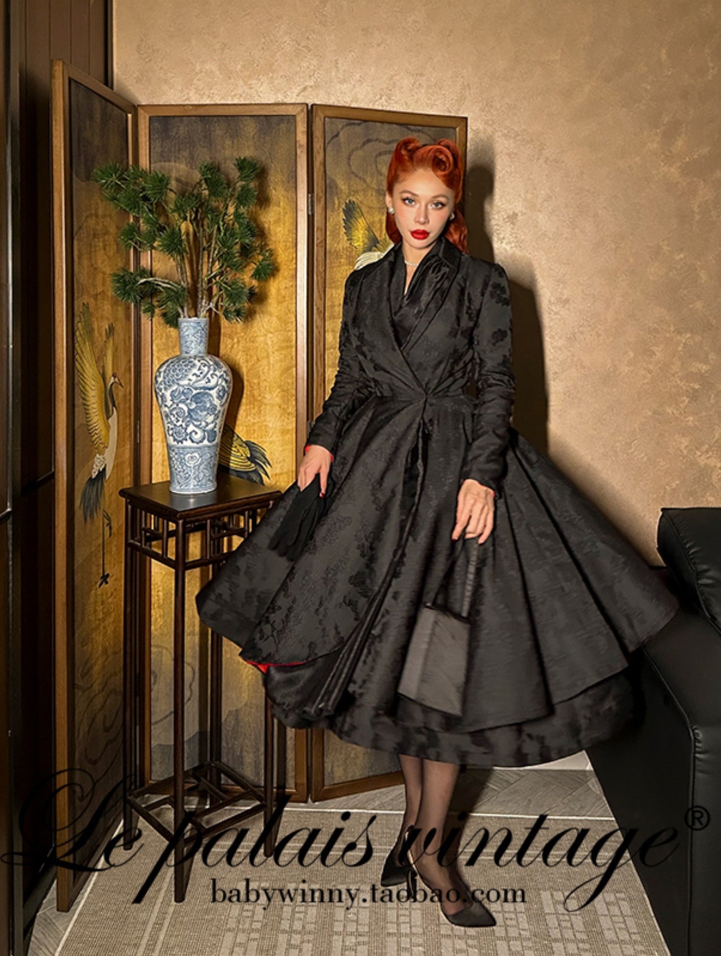 Le Palais Vintage  Lace Dark Pattern Waist Black Slim Skirt Coat-CHASE