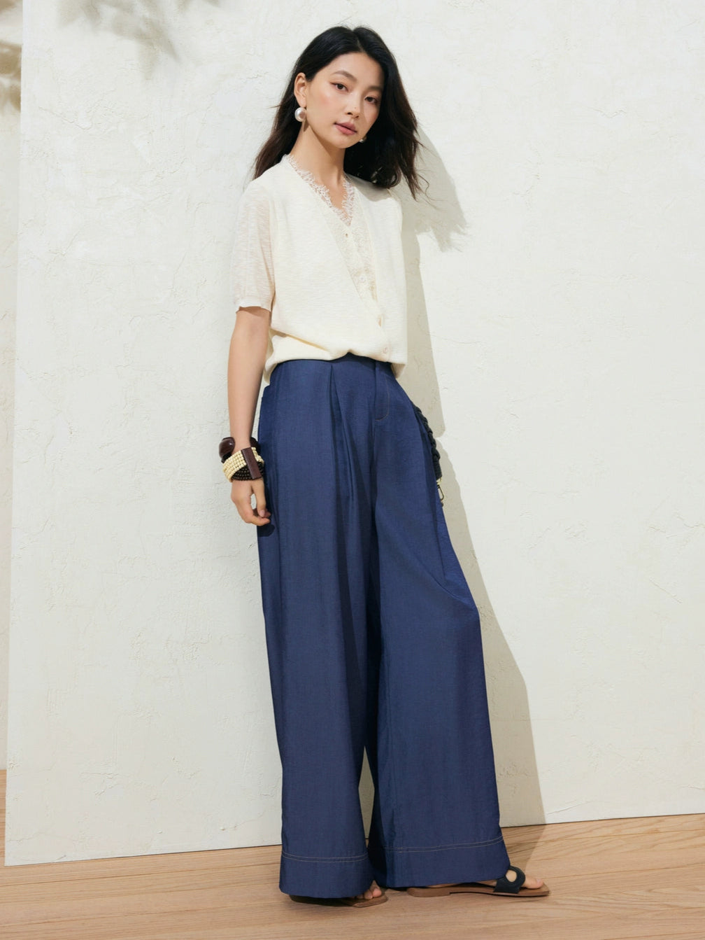 SUSHE LACE STITCHING V-NECK FIVE-QUARTER SLEEVES TWO-PIECE KNITTED TOP-EVA