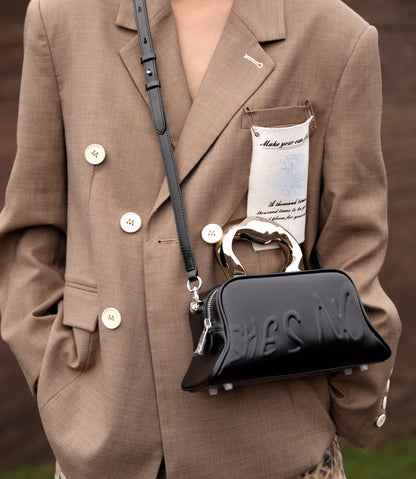 IUBALLET Niche Handle Letter Tote Leather Irregular Baguette Bag - CHARGED.