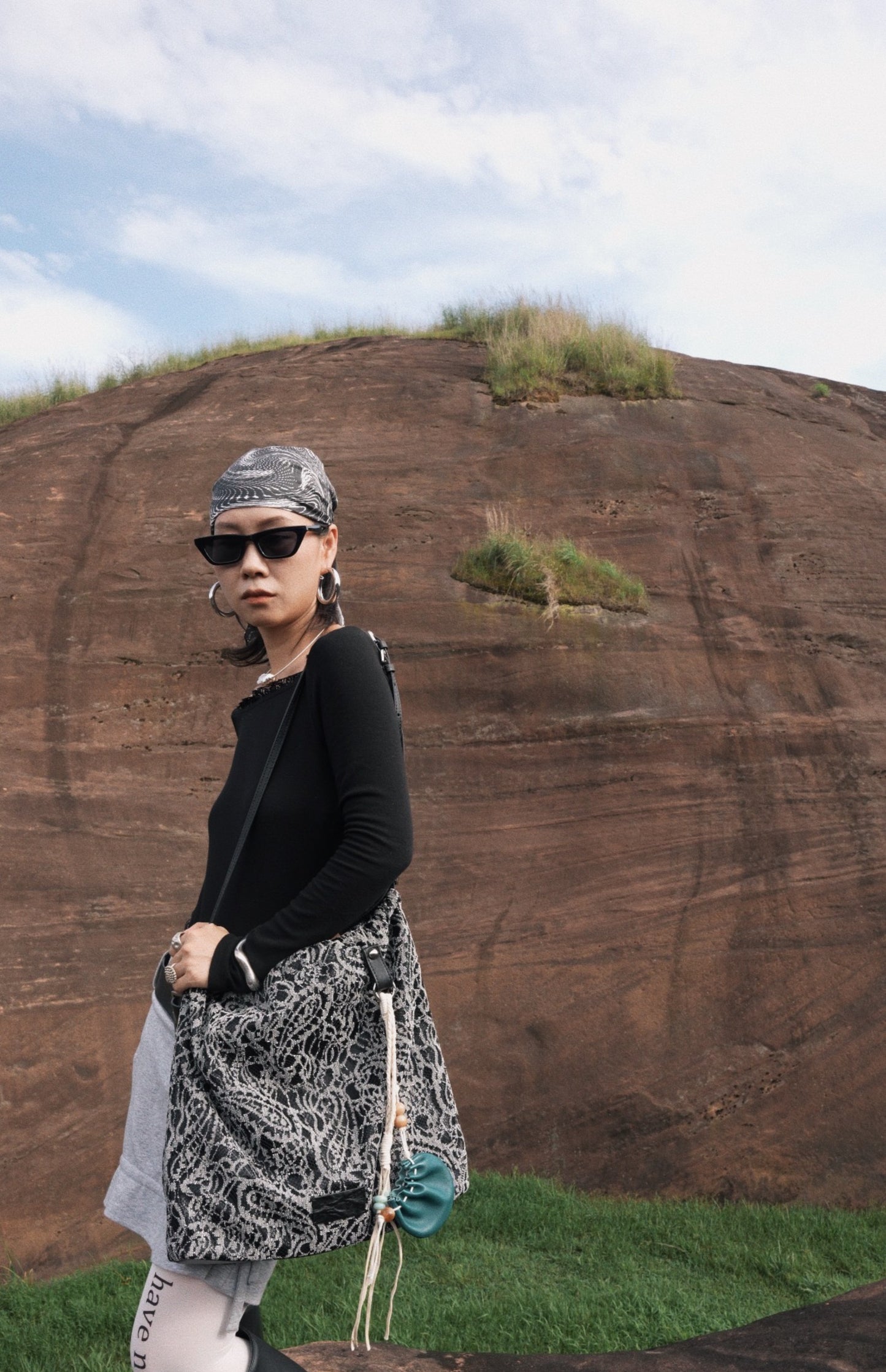 IUBALLET Wild Breeze New Woven Bucket Bag- PATRA.