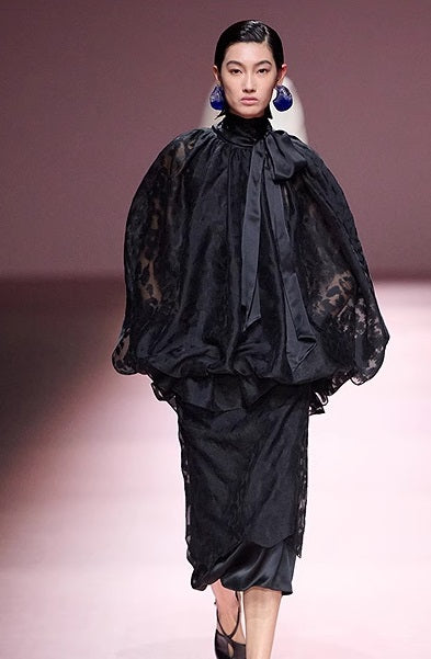 COMME MOI silk embroidered black slit midi skirt - LONDON.