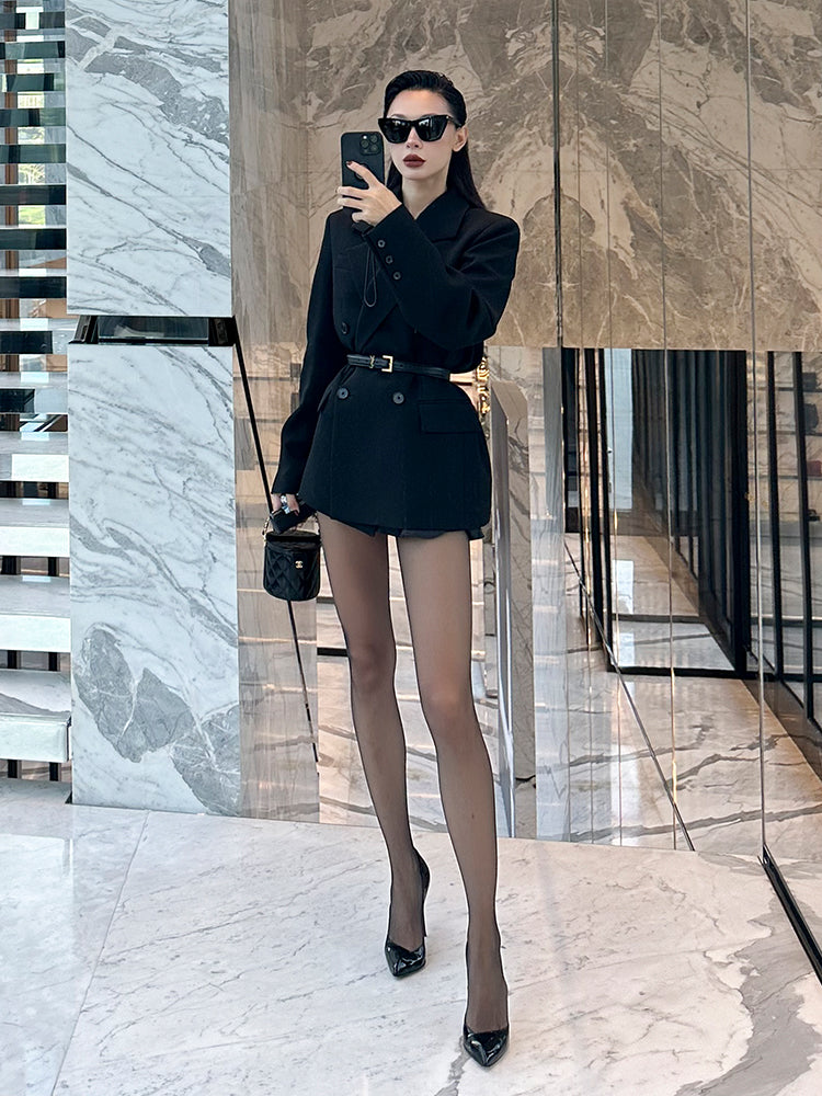 Le Palais Vintage High End Black Stylish Loose Suit Royal Style Suit - Alina.