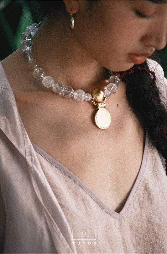TUYUE natural white crystal round ball moon phase structure necklace - LILY.