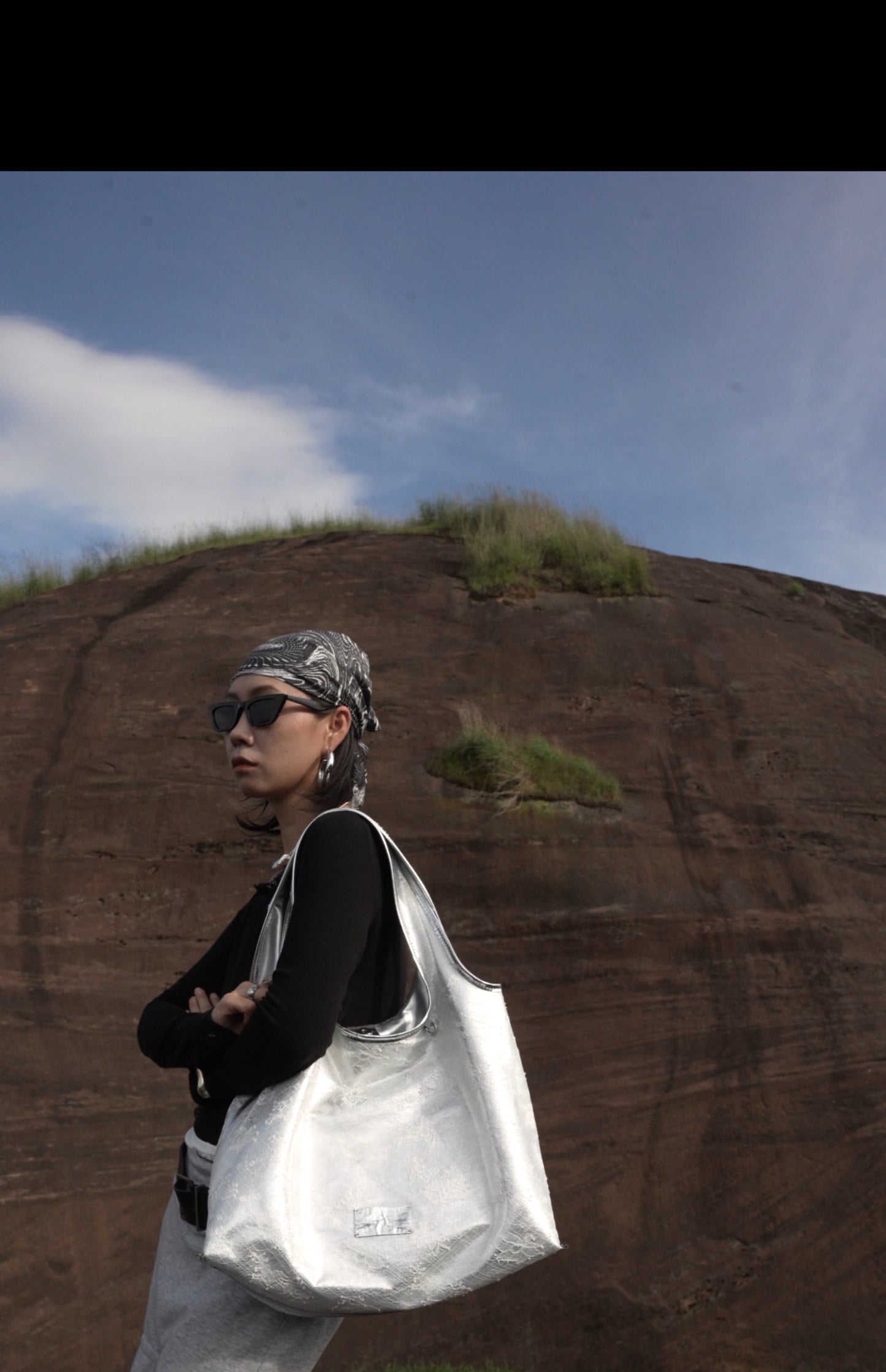 IUBALLET Relaxism New Lace One Shoulder Crossbody Large Capacity Tote Bag - APOCALYPSE ?