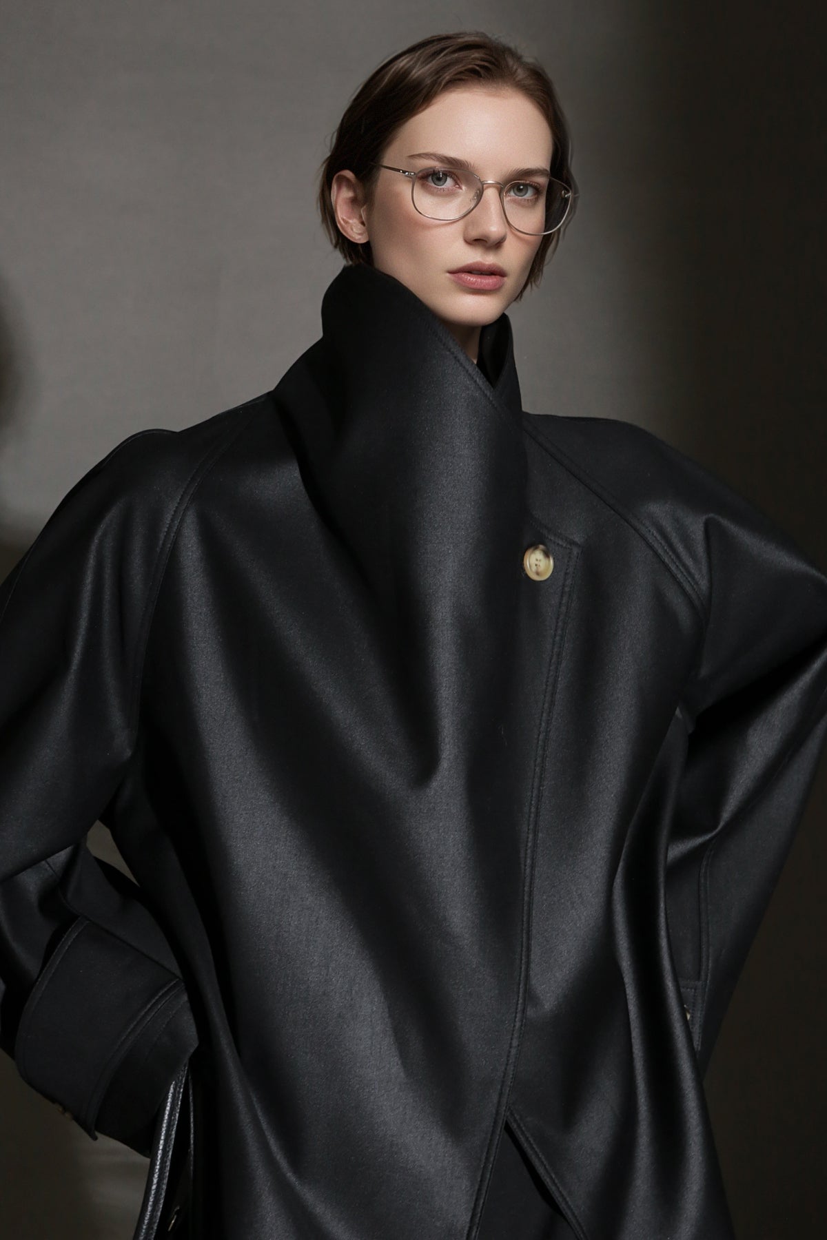 PIAOIN Silhouette design short windbreaker women's luxury jacket commuter-JEAN