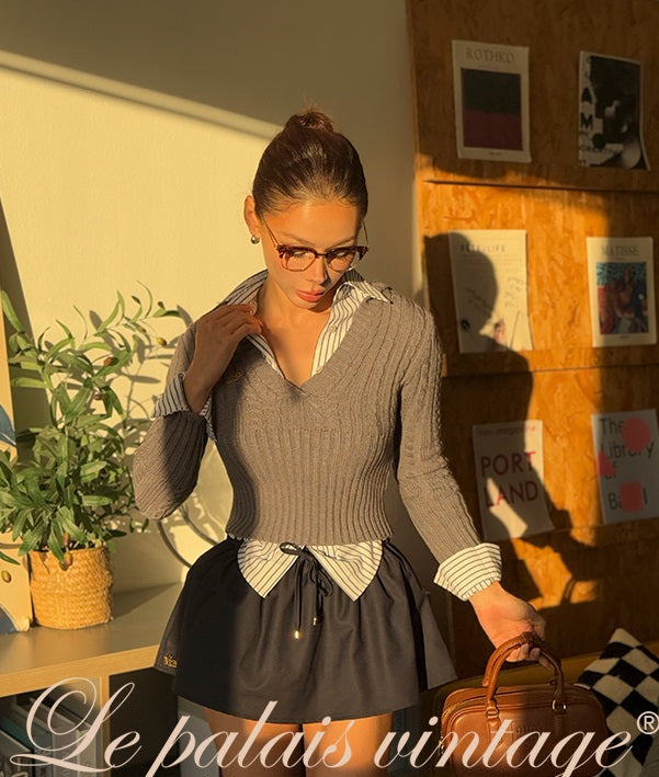 Le Palais Vintage White Twist V Tie Hood Slim Fit Sweater-KEN.