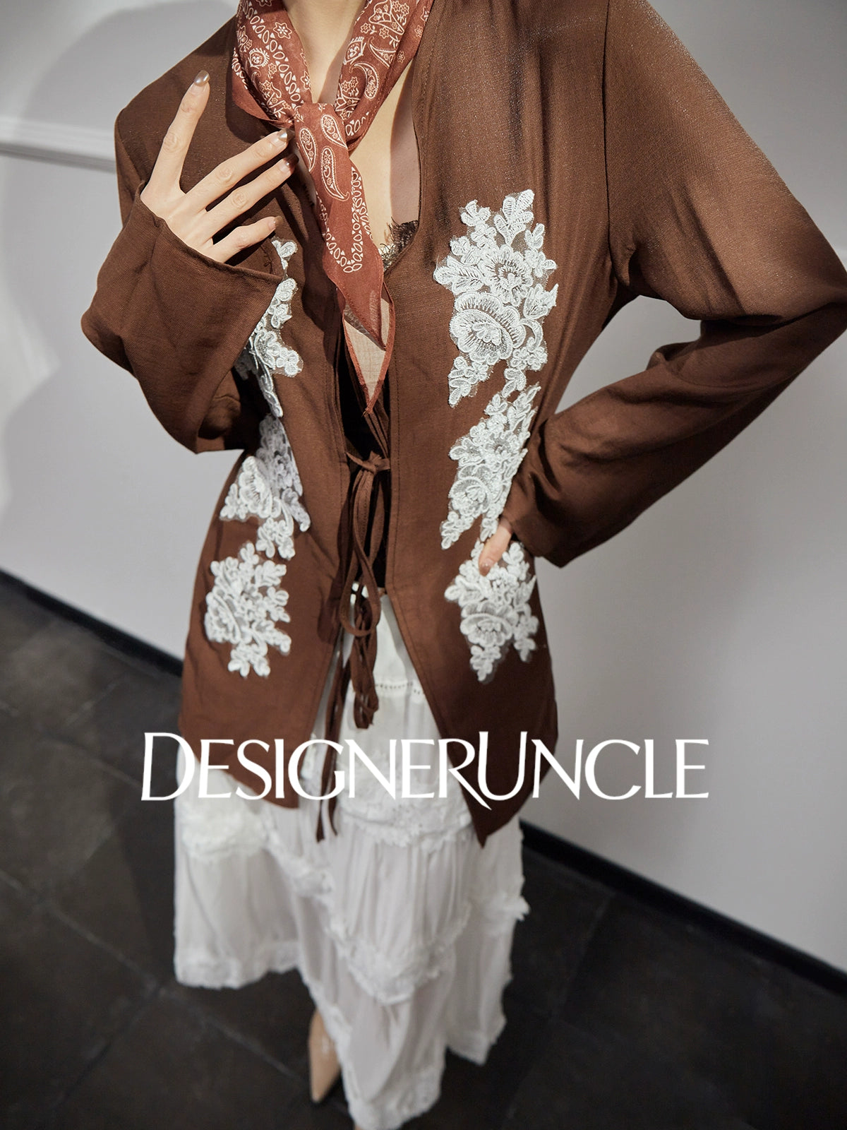 DGU "Mo Zhao" coffee new commuter retro loose Chinese embroidered top - POWER.