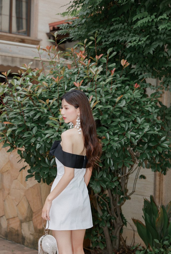 DOLLY High End Black Bow Off Shoulder Bandeau White Short Dress-ANDRA