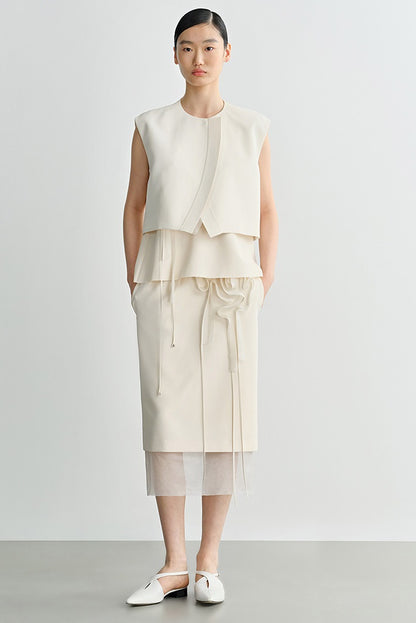 COMME MOI Lv Yan designer's curved placket cropped vest - POSEY.