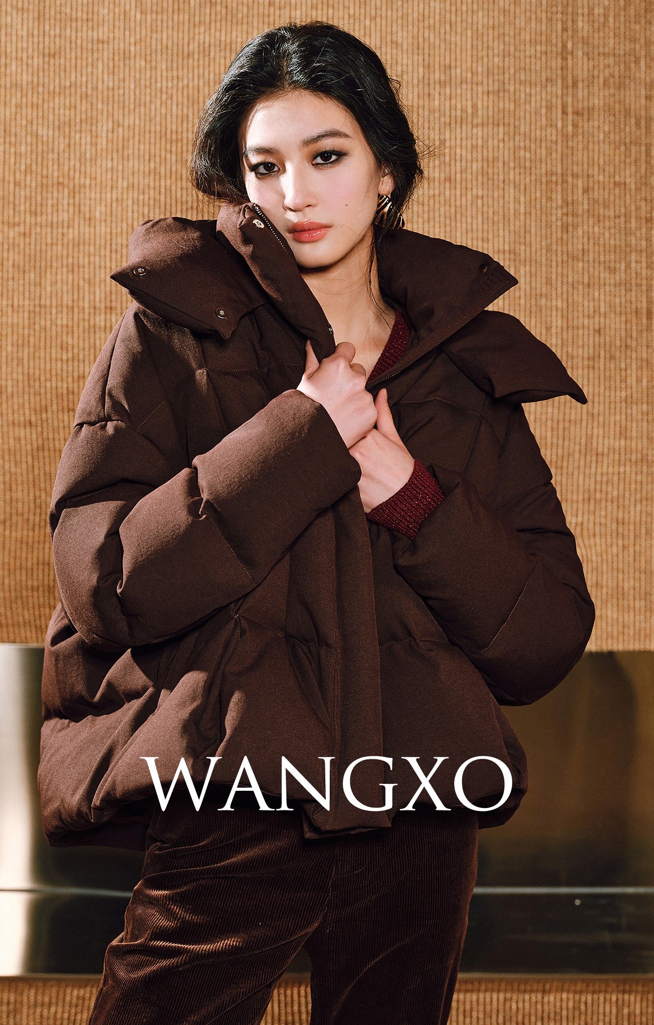 WANGXO | Lock-Temperature Hollow Yarn Hooded Short Down Puffer Jacket - VILA.