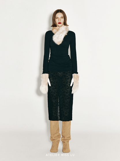 AtelierMissLu Autumn/Winter 2024 Warm Faux Fur Scarf - TRAVIO