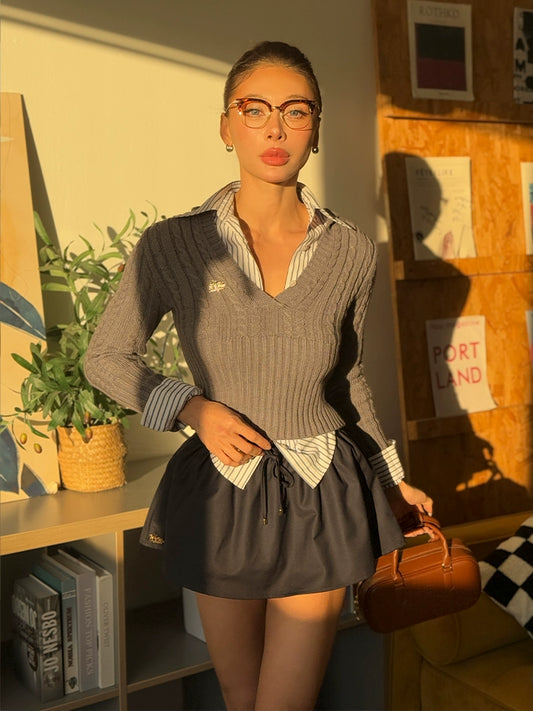 Le Palais Vintage White Twist V Tie Hood Slim Fit Sweater-KEN.