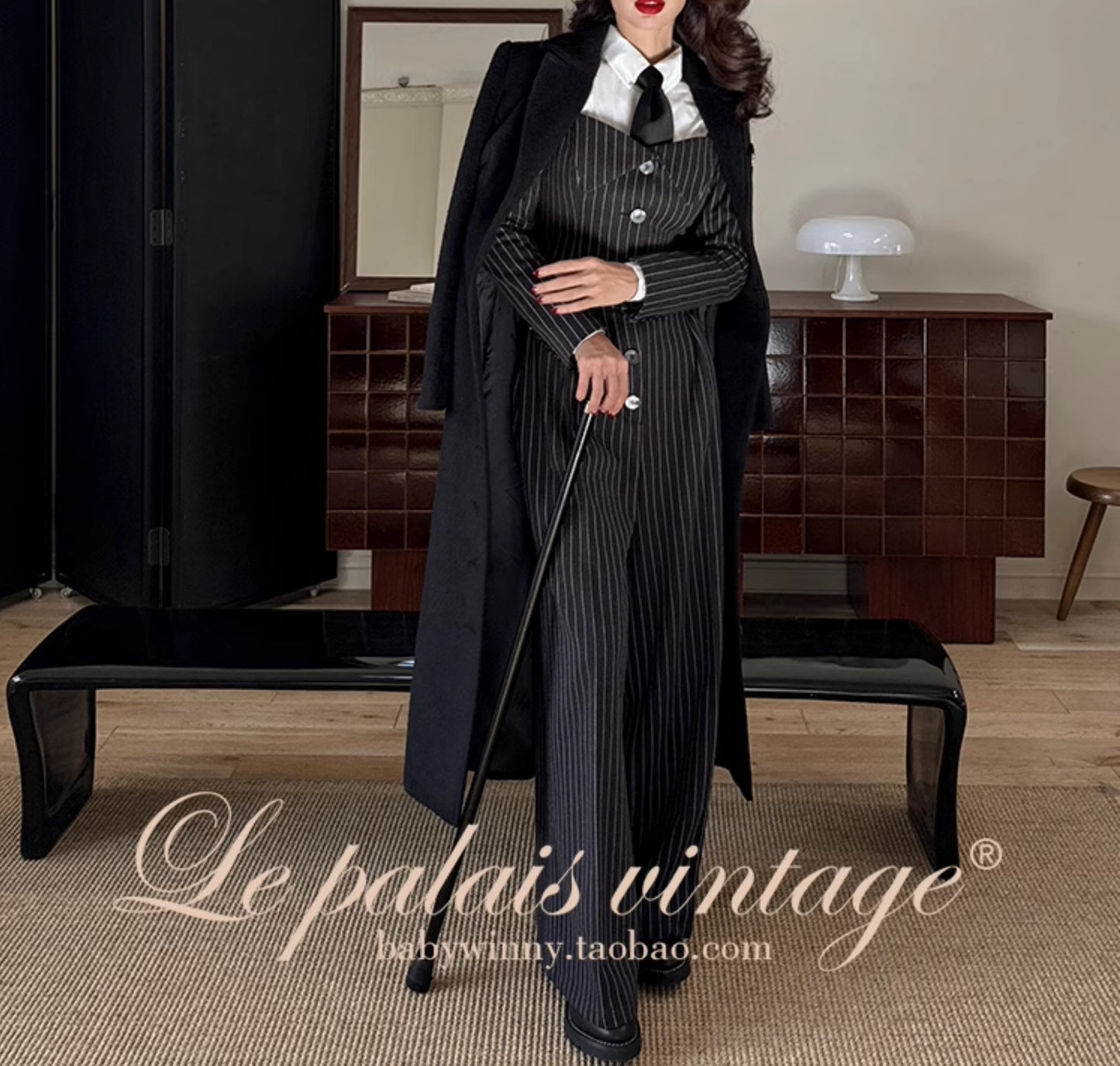 Le Palais Vintage Original languid sexy off-the-shoulder slim white shirt-BEA.