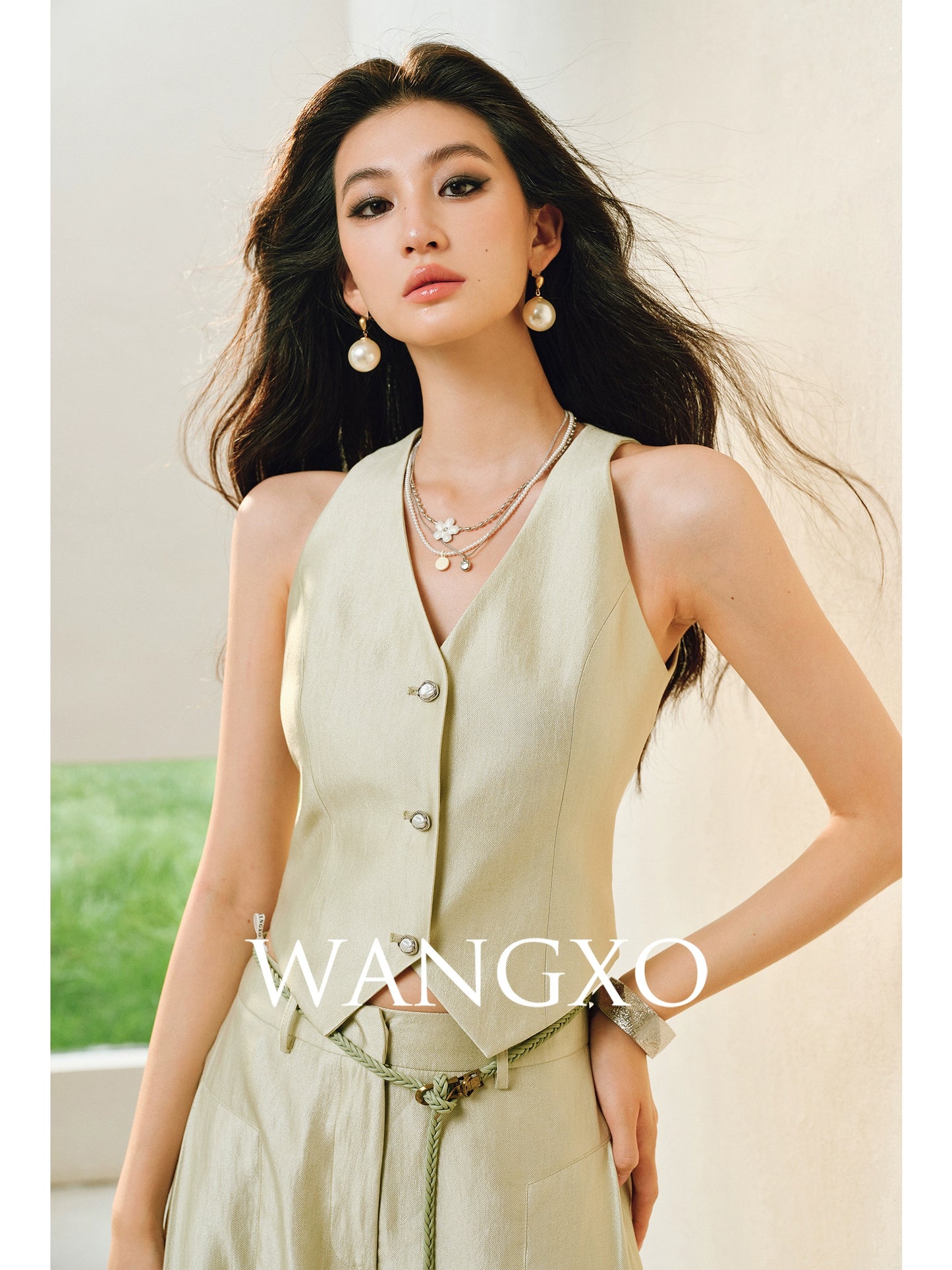 WANGXO | Silk Brocade Shaved Shoulder Vest Top & Tailored Pants Set  -NOOR