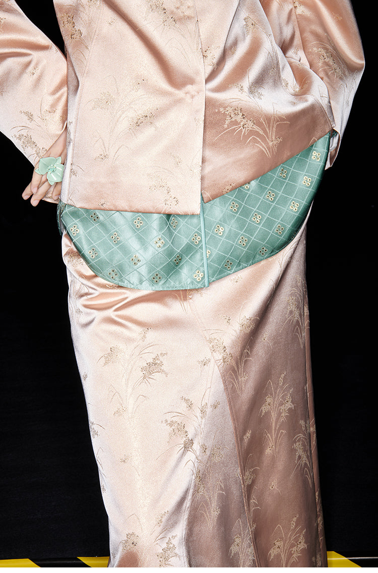 M essential Mackay designer brand Sea Cliff Tassel Beaded Shirt - plain.