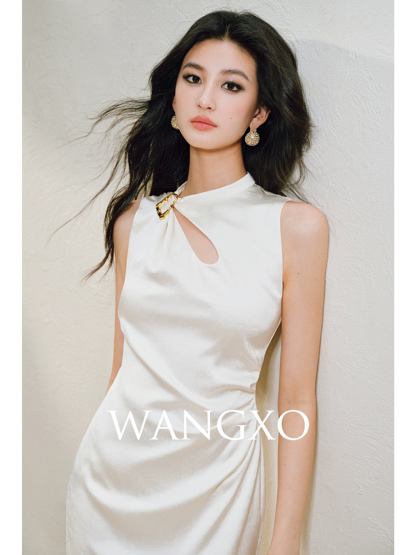 WANGXO |Water Drop Cutout, Custom Pin & Pinch-Pleated Sleeveless Dress- SENA
