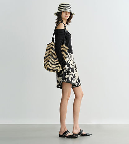 COMME MOI summer black and white print wide waistband shorts - BRONZE.