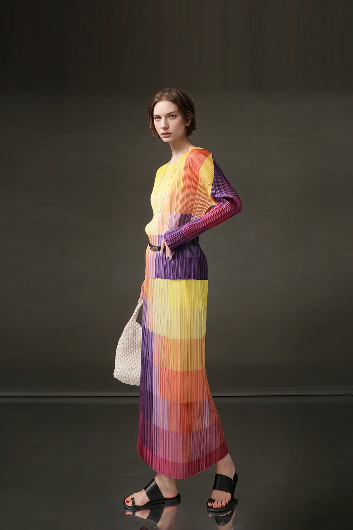 PIAOIN Miyake style light luxury slim pleated women's versatile T-shirt - ARLOV