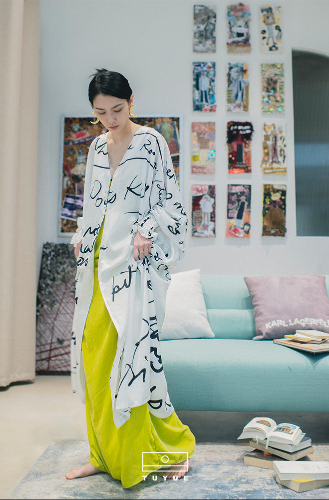 TUYUE moon print lantern cuff buckle holiday long coat- FATIMA.