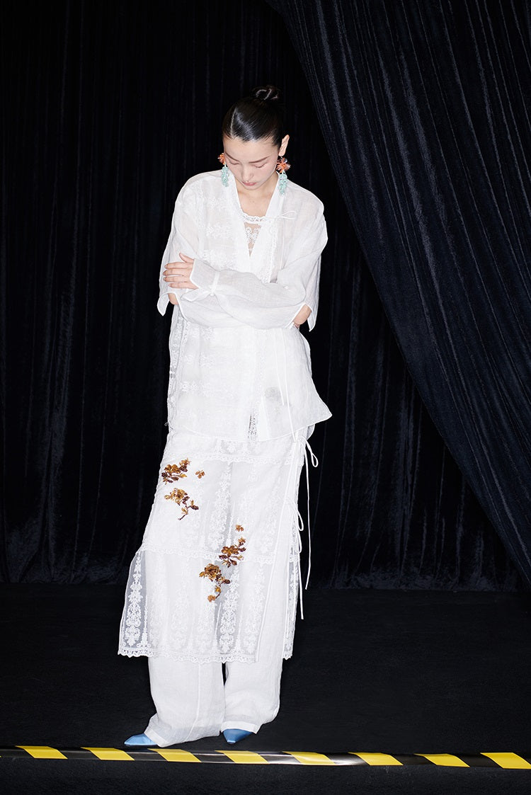 M essential Mackay designer Zen One Linen layered lace-up top - ANTSY.